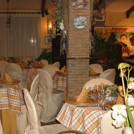 Hotel Lento Melito di Napoli Luaran gambar